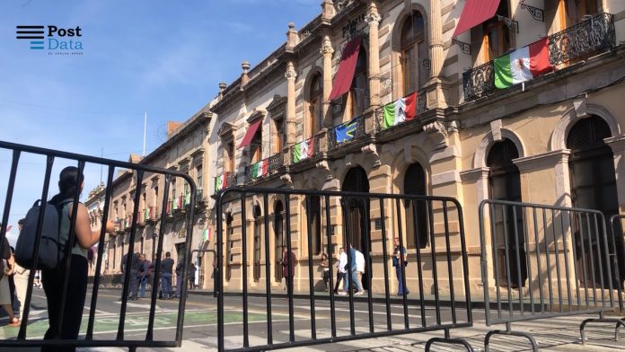 Provoca inconformidad ciudadana cierre del primer cuadro por Informe del gobernador