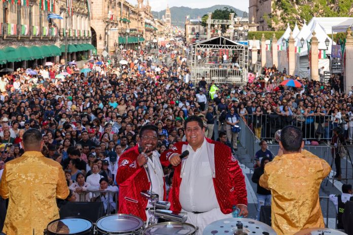 Arranca la fiesta por el aniversario del natalicio de Morelos
