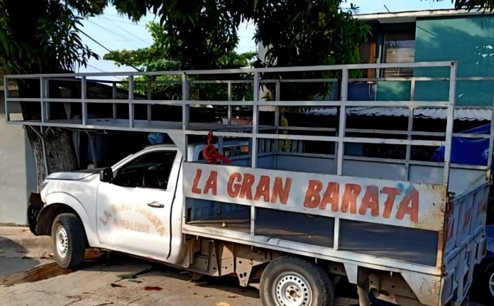 Camioneta Apatzingán