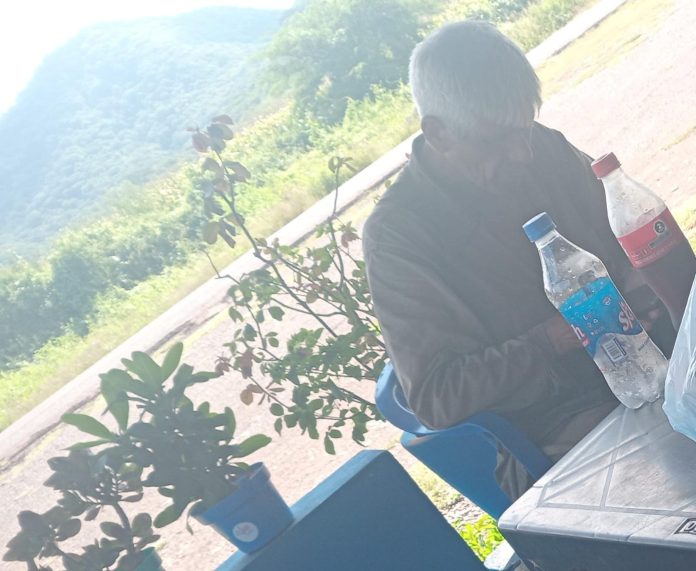 Localizan con vida a senderista de 71 años extraviado en Tiquicheo Localizan con vida a senderista de 71 años extraviado en Tiquicheo