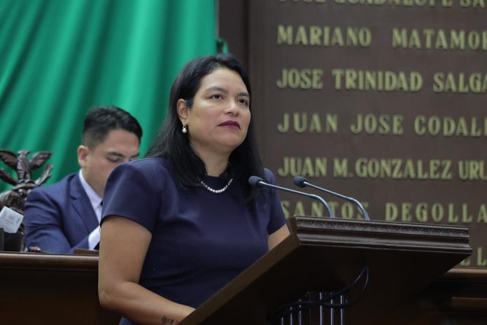Eréndira Isauro Hernández respalda la nueva Ley Orgánica de la Fiscalía General del Estado Eréndira Isauro Hernández respalda la nueva Ley Orgánica de la Fiscalía General del Estado