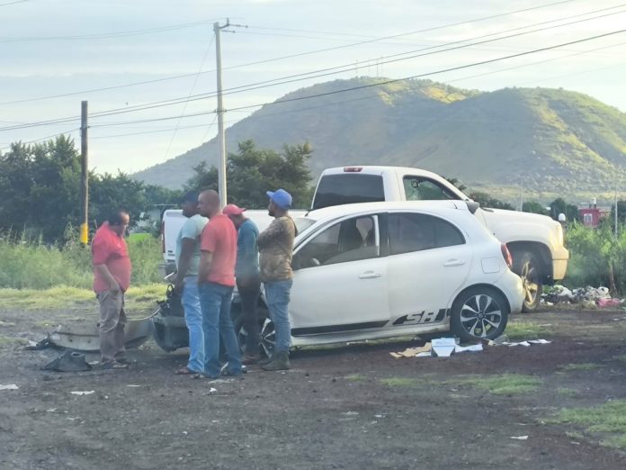 Grave accidente múltiple en la carretera Múgica-LC deja una joven herida Grave accidente múltiple en la carretera Múgica-LC deja una joven herida