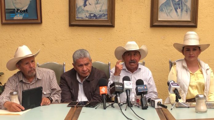 Demandan campesinos precio justo para sus cosechas y apoyo para 9 mil hectáreas inundadas