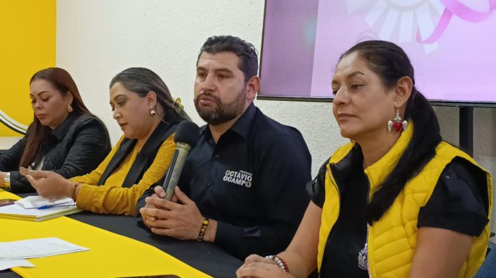 Octavio Ocampo deslinda al PRD del encuentro entre el edil de Huetamo y Gladyz Butanda Octavio Ocampo deslinda al PRD del encuentro entre el edil de Huetamo y Gladyz Butanda