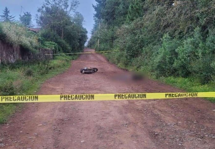 Motociclista sufre mortal accidente en la región de Pátzcuaro