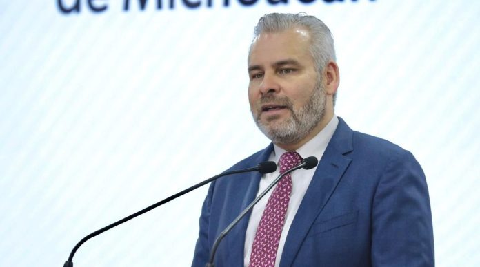 Compromete gobernador investigación interinstitucional por homicidio de Bernardo Bravo, líder limonero Compromete gobernador investigación interinstitucional por homicidio de Bernardo Bravo, líder limonero