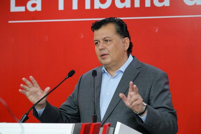 Guillermo Valencia acusa simulación del gobierno estatal en el homicidio de Bernardo Bravo Guillermo Valencia acusa simulación del gobierno estatal en el homicidio de Bernardo Bravo