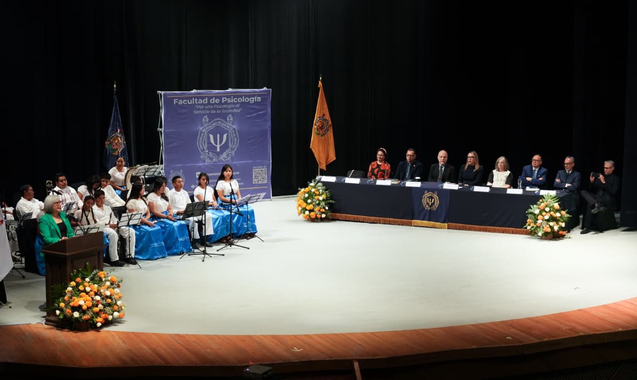 Congreso Internacional de Psicología, reafirma el compromiso de la UMSNH con el bienestar colectivo: Yarabí Ávila Congreso Internacional de Psicología, reafirma el compromiso de la UMSNH con el bienestar colectivo: Yarabí Ávila
