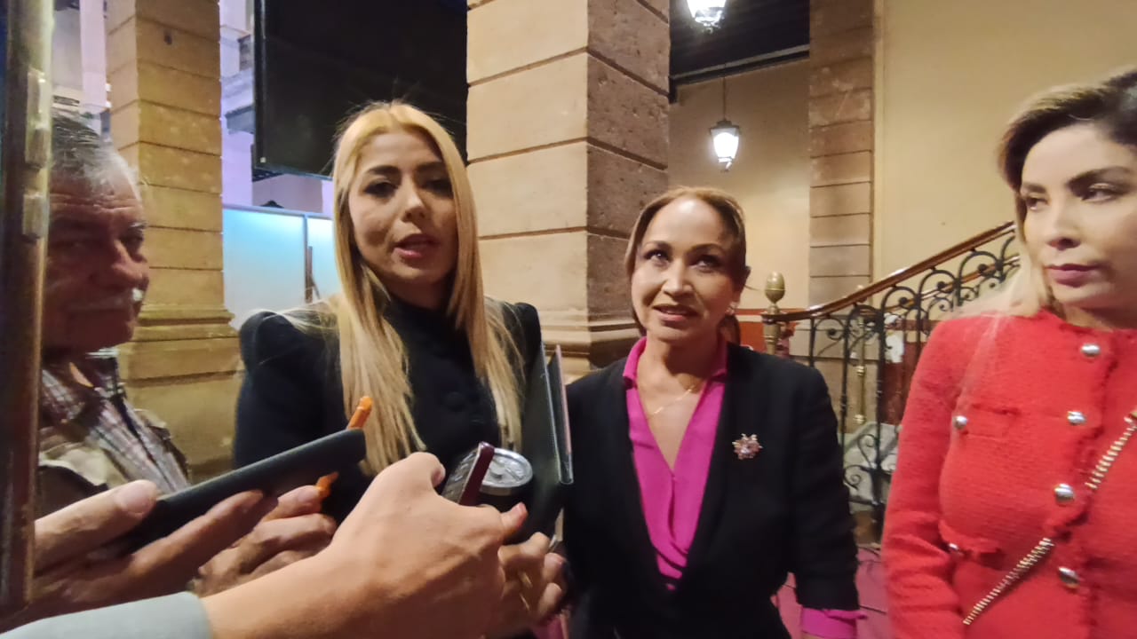 Denuncian diputadas presunta fiesta del Congreso previa a sesión en Apatzingán Denuncian diputadas presunta fiesta del Congreso previa a sesión en Apatzingán