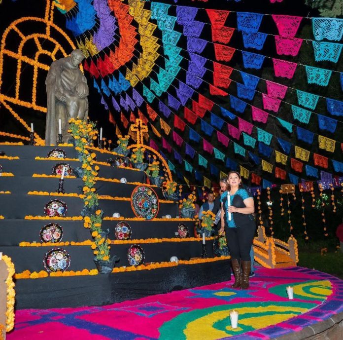 Lleva Quiroga su tradición al mundo