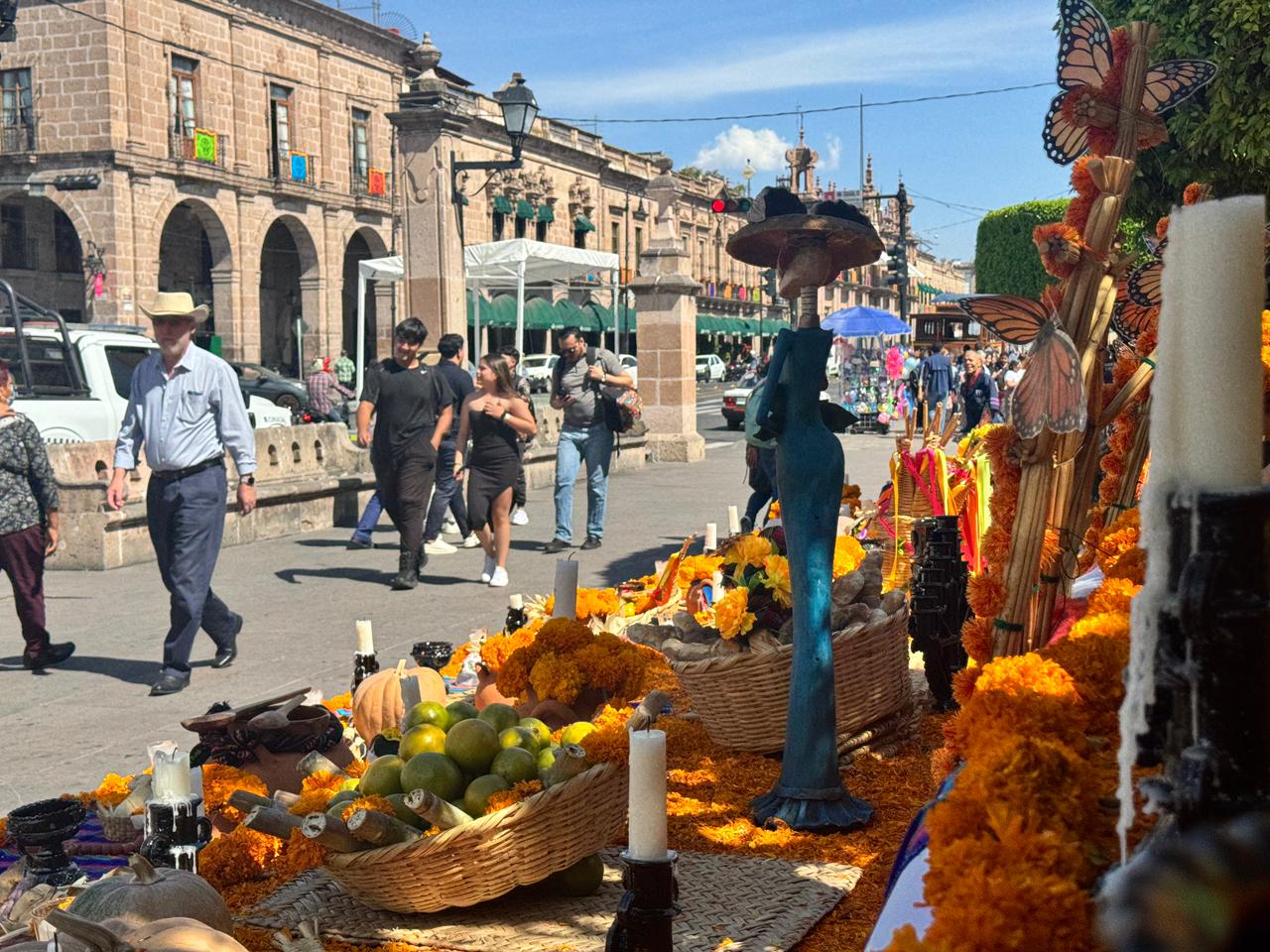 Despliegan 200 policías en Morelia en operativo de Noche de Muertos Despliegan 200 policías en Morelia en operativo de Noche de Muertos
