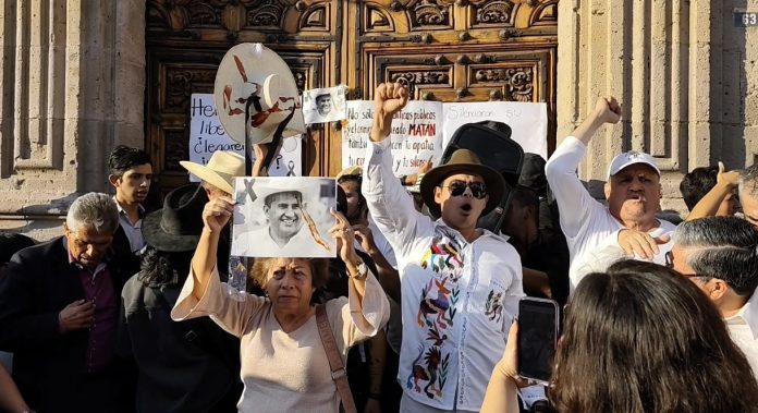 Funcionario municipal acudió a manifestación en uso de su libertad de expresión: Alfonso Martínez