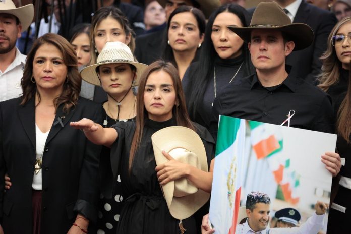 Rinde protesta Grecia Quiroz, como nueva alcaldesa de Uruapan; Carlos Manzo “no pactó con nadie”