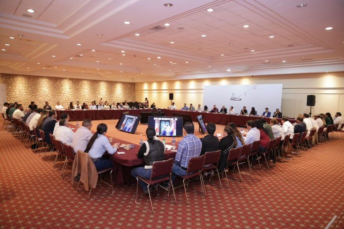 Bedolla y Rosa Icela encabezan primeras reuniones del Plan Michoacán con alcaldes Bedolla y Rosa Icela encabezan primeras reuniones del Plan Michoacán con alcaldes