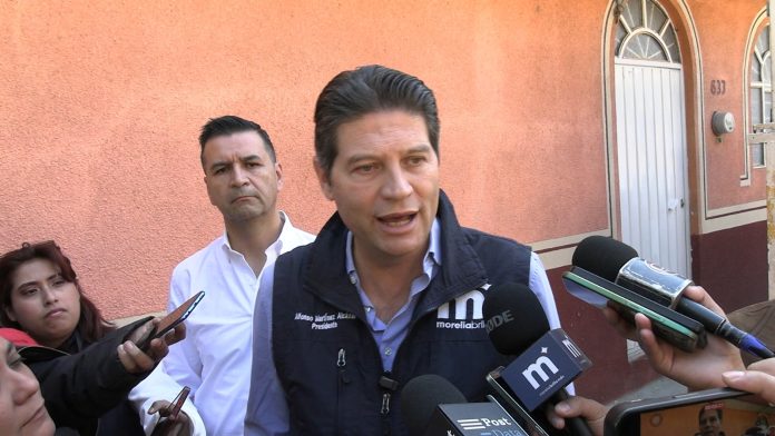 Alfonso Martínez manifiesta disposición para ayudar a alcaldesa de Uruapan Alfonso Martínez manifiesta disposición para ayudar a alcaldesa de Uruapan