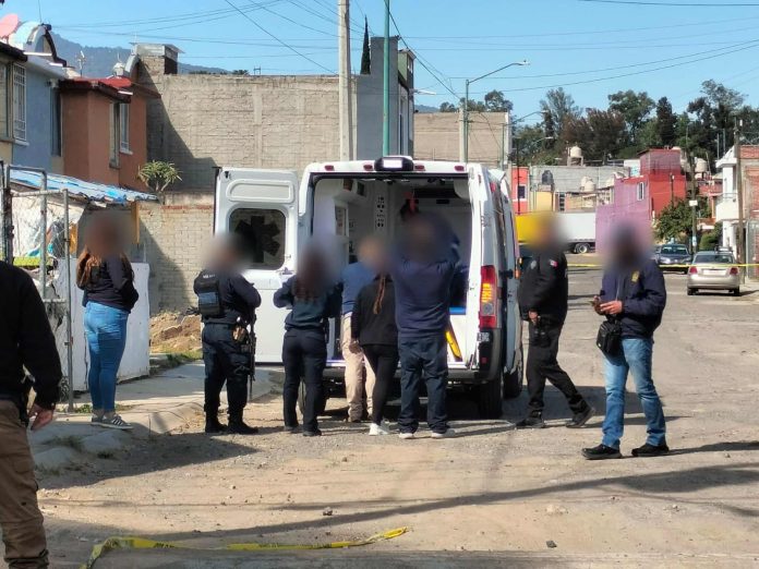 Balean a 2 jóvenes en Galaxia, Tarímbaro