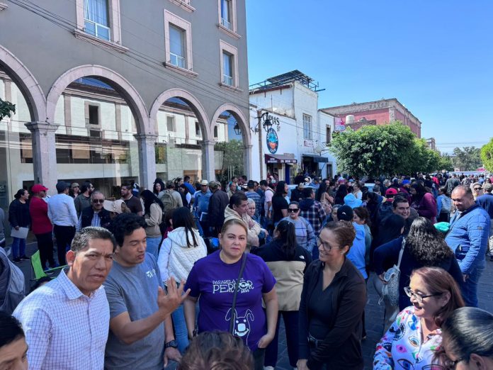 Inicia paro de 48 horas de la CNTE en Michoacán; toman alcaldías