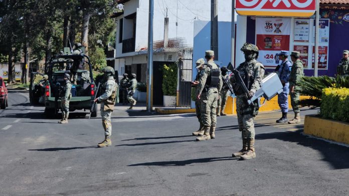 Kuarichas y delincuentes se enfrentan en la región de Quiroga Kuarichas y delincuentes se enfrentan en la región de Quiroga