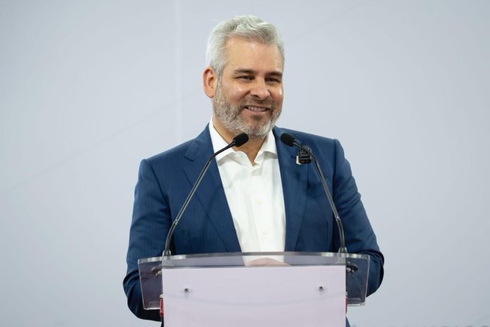 Oposición a gobiernos de Morena y partidos en la marcha de Morelia: Gobernador Oposición a gobiernos de Morena y partidos en la marcha de Morelia: Gobernador