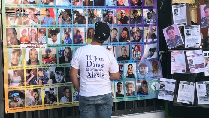 Sin apoyo ni para comer o trasladarse, madres de desaparecidos se manifiestan en CEAV Sin apoyo ni para comer o trasladarse, madres de desaparecidos se manifiestan en CEAV