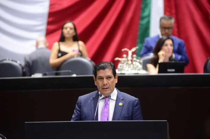 Ernesto Núñez llama a partidos políticos a no contaminar las protestas ciudadanas