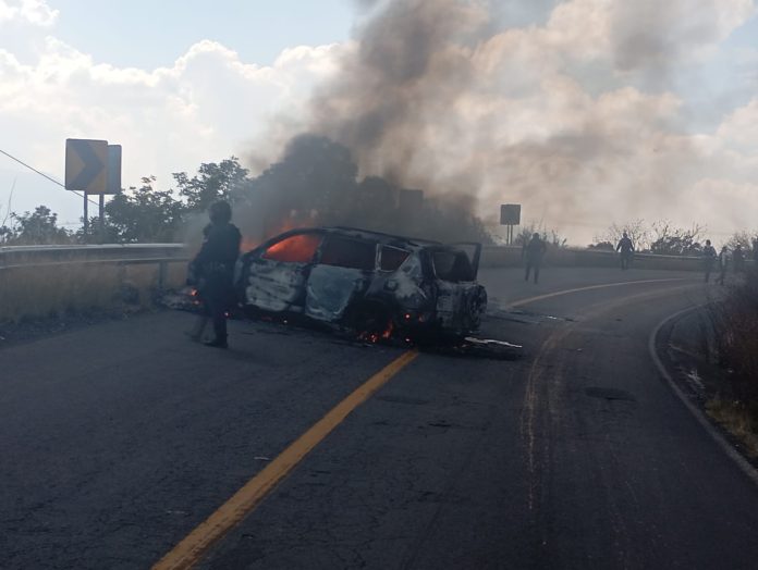 Suspenden desfile nueve municipios de Michoacán, tres lo cancelaron por inseguridad Suspenden desfile nueve municipios de Michoacán, tres lo cancelaron por inseguridad