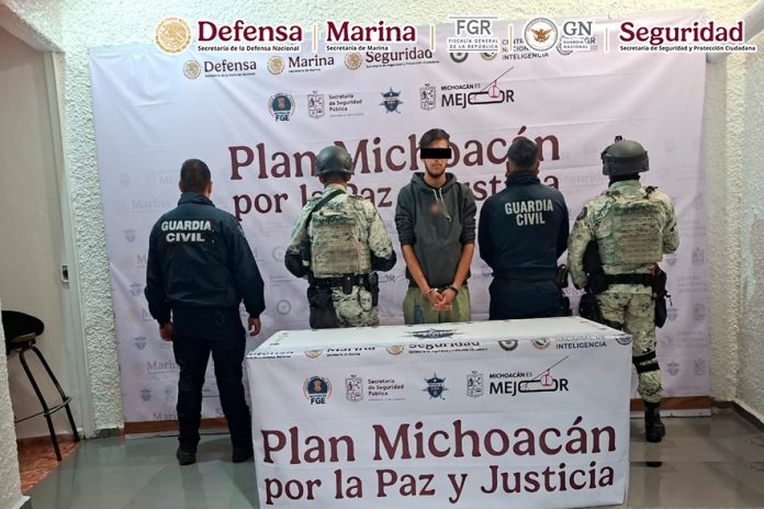 Suman 7 detenidos, explosivos y vehículos asegurados durante las últimas horas, en Michoacán Suman 7 detenidos, explosivos y vehículos asegurados durante las últimas horas, en Michoacán
