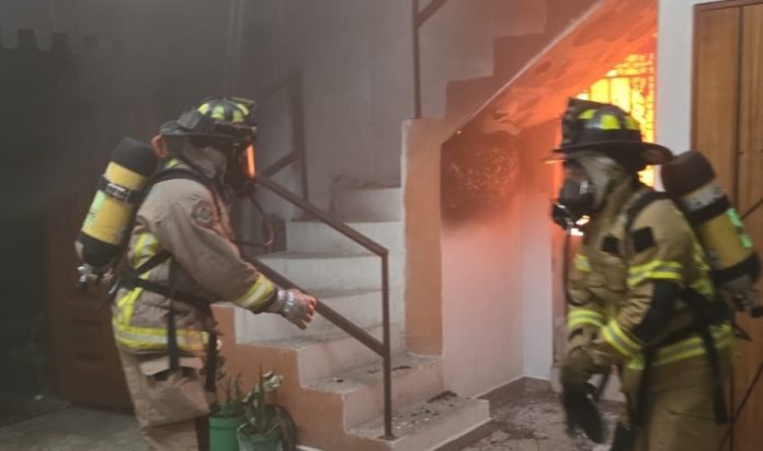 Ayuntamiento de Morelia analiza posible daño estructural por incendio en iglesia