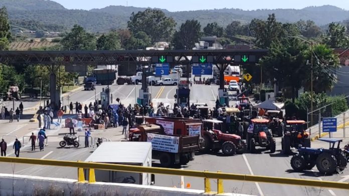 Protesta de campesinos no es política, es por hartazgo y miseria: Carlos Quintana