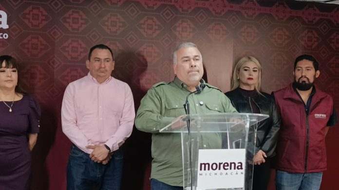 Morena acusa a la derecha de lucrar con el asesinato de Carlos Manzo