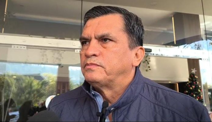 Javier Estrada critica crisis interna del PAN y advierte debilitamiento rumbo a 2027