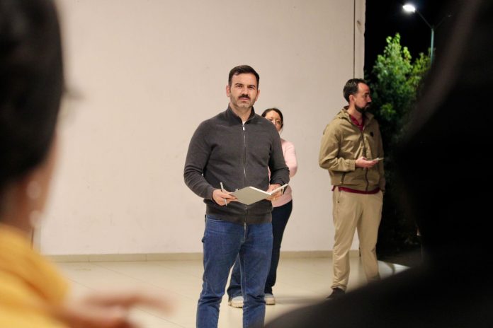 Yankel Benítez realiza gira de servicios y seguridad en Villas del Sur Yankel Benítez realiza gira de servicios y seguridad en Villas del Sur