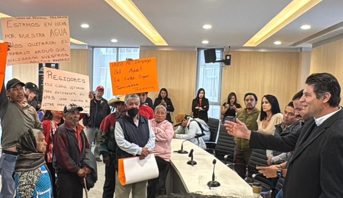 Tras manifestación; alcalde de Morelia propone consulta sobre rectoría del agua en Santa María