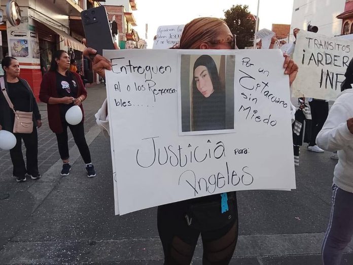 Prófugo el agente de tránsito de Zitácuaro, que habría asesinado a la joven Ángeles Esquivel Prófugo el agente de tránsito de Zitácuaro, que habría asesinado a la joven Ángeles Esquivel