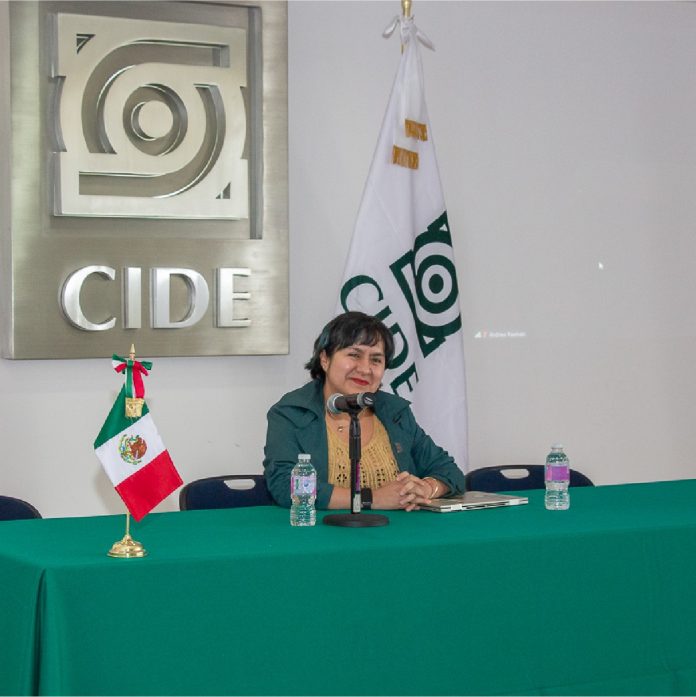 UMSNH reconoce a la doctora Lucero Ibarra Rojas como nicolaita ejemplar UMSNH reconoce a la doctora Lucero Ibarra Rojas como nicolaita ejemplar