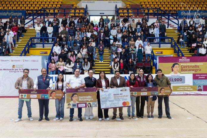 En la UMSNH somos aliadas y aliados de la presidenta de México, Claudia Sheinbaum: Yarabí Ávila