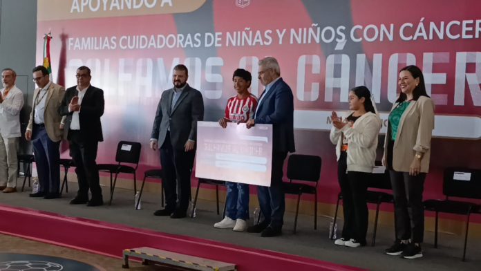 Aumenta hasta 75% esperanza de vida de niñas y niños con cáncer en Michoacán: SSM