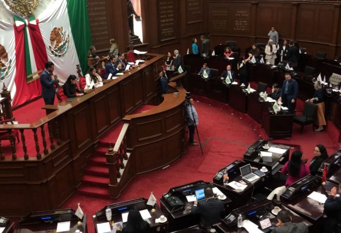 Reforma Constitucional no prohibirá contratación de deuda a los municipios