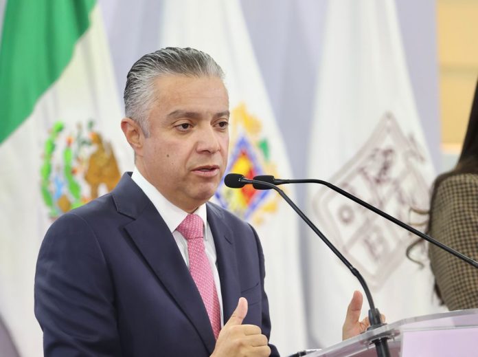 Recursos por concepto de refrendo vehicular fortalecen las finanzas públicas: Luis Navarro