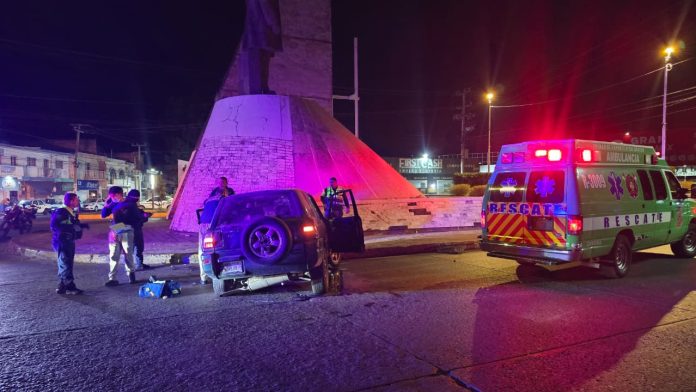 Alcoholizada choca camioneta en Zamora y es requerida por la policía