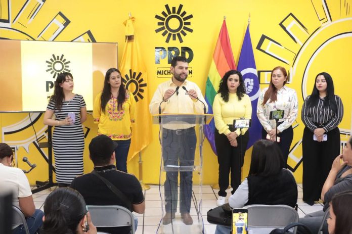 Denuncia PRD fraude de empresa financiera por casi 100 mdp en Zitácuaro Denuncia PRD fraude de empresa financiera por casi 100 mdp en Zitácuaro