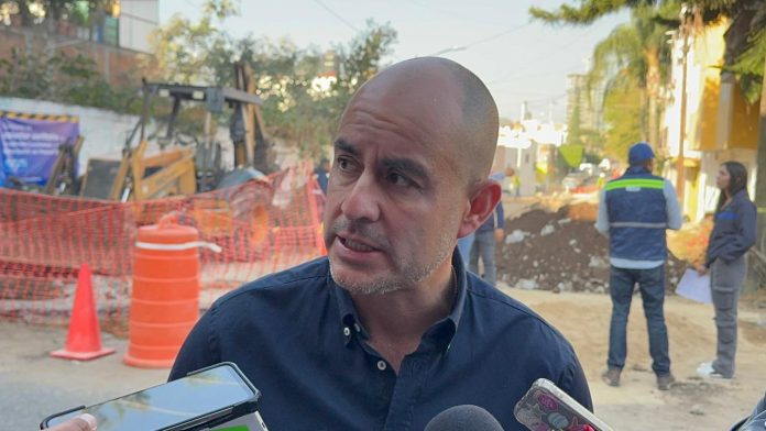 Todos nos apoyamos, sin importar quien encabece el proyecto por Morelia: Adolfo Torres Todos nos apoyamos, sin importar quien encabece el proyecto por Morelia: Adolfo Torres