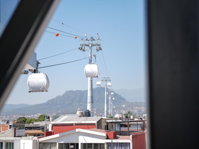 Teleférico de Uruapan registra avance del 97.5%, apertura depende de su certificación
