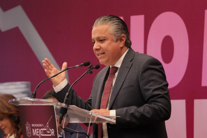 Confianza en administración estatal impulsa el pago de refrendo vehicular 2026: Luis Navarro