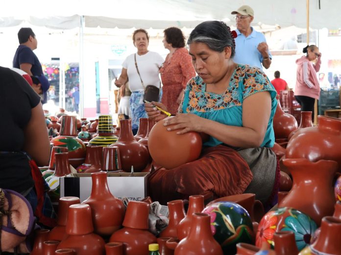 “Hay todas las condiciones” para el Tianguis Artesanal de Uruapan: Gobernador