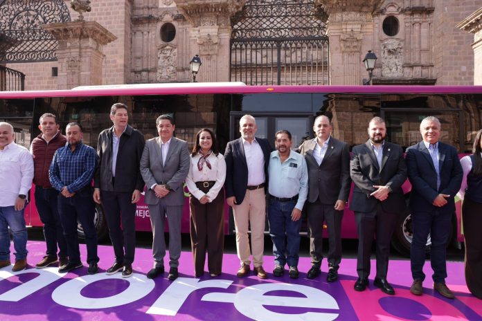 Alcalde de Morelia palomea Morebús pero pide diálogo con todos los transportistas