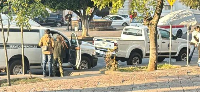 Hombre en situación de calle muere en explanada del IMSS 80, en el centro de Morelia