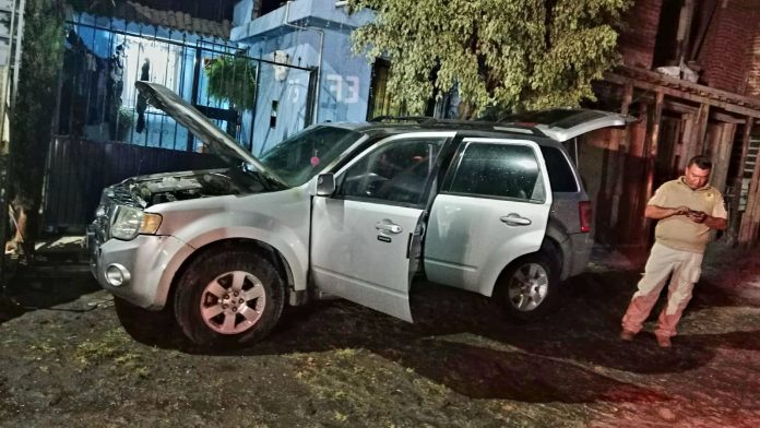 Criminales fallan a intentar quemar una camioneta particular, en Uruapan Criminales fallan a intentar quemar una camioneta particular, en Uruapan