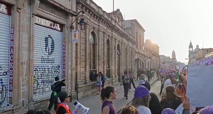 Pérdidas por 2 mdp y 400 mil pesos en daños, tras marchas del 8M en Morelia