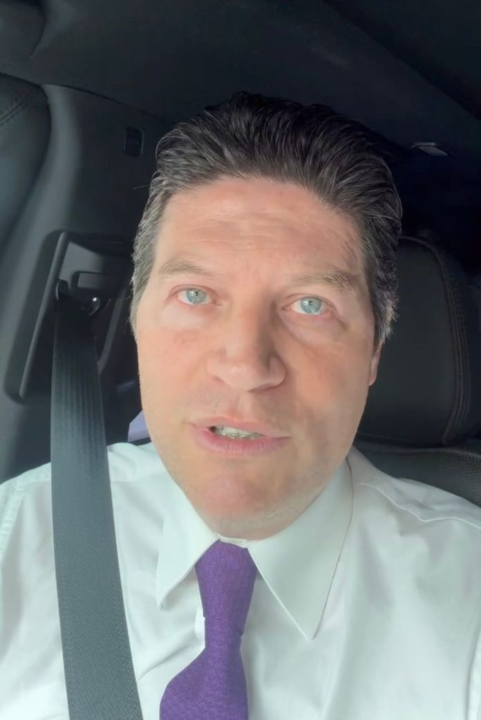 Se reúne Alfonso Martínez con la Presidenta Claudia Sheinbaum